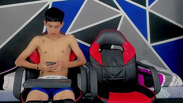 migueyalejo teens online show from 01.28.25