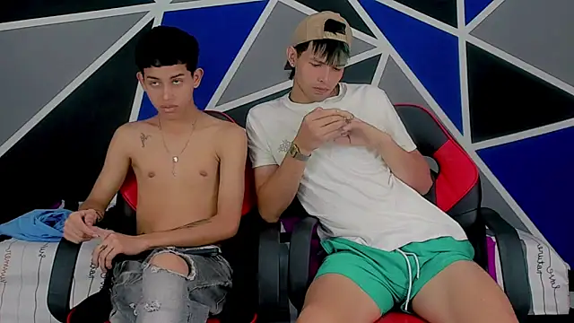 migueyalejo teens online show from 01.29.25