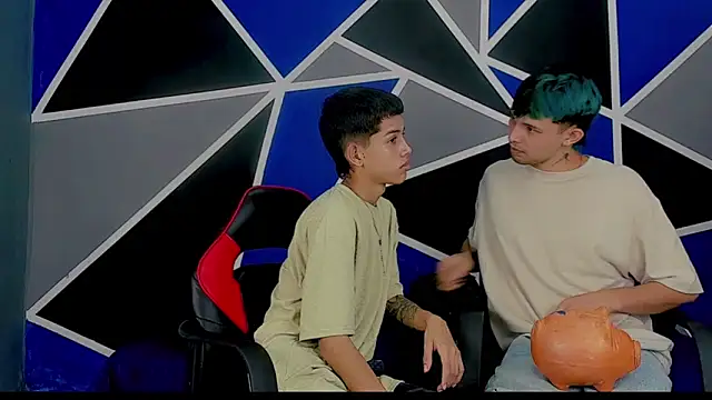 migueyalejo teens online show from 02.21.25