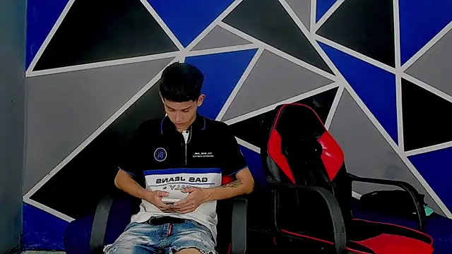 migueyalejo teens online show from 03.12.25