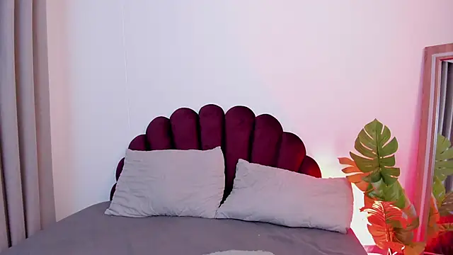 SweetGirl       online show from 04.16.26