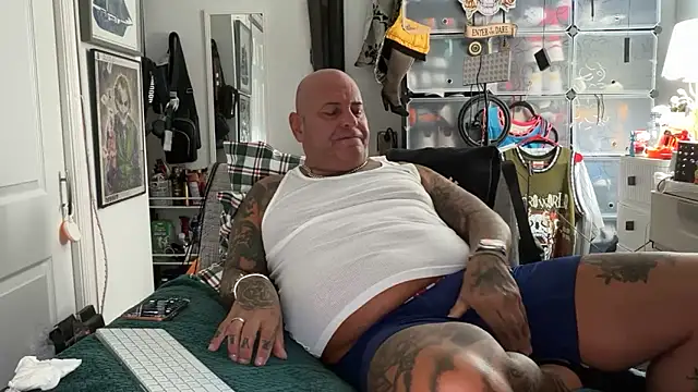 joeytatts66 online show from 10.24.25