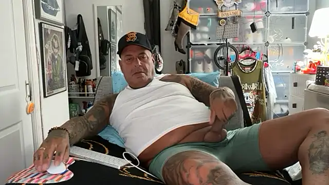 joeytatts66 online show from 10.31.25