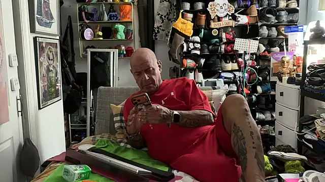 Snapshot of joeytatts66 chatting on 05.23.26 joeytatts66 online show from 05.23.26