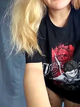 Snapshot of sadnessgyall chatting on 02.28.25 sadnessgyall online show from 02.28.25