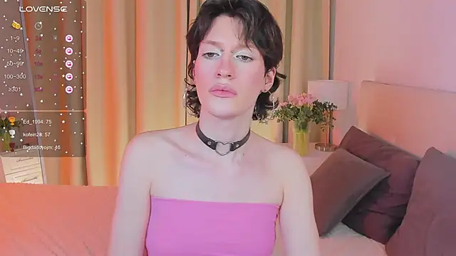 Snapshot of Kolette_Gray chatting on 03.06.25 Kolette Gray online show from 03.06.25