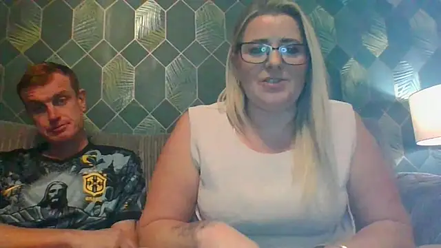 SweetXCandyX online show from 11.21.25