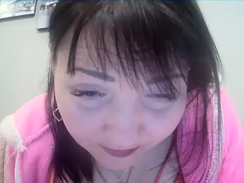 Snapshot of ClaireSunset chatting on 10.01.25 ClaireSunset online show from 10.01.25
