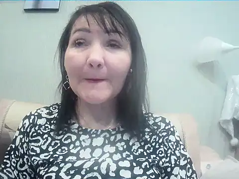 ClaireSunset online show from 10.30.25