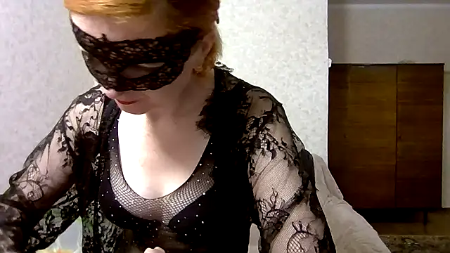 Snapshot of LediLyubava chatting on 12.31.24 LediLyubava online show from 12.31.24