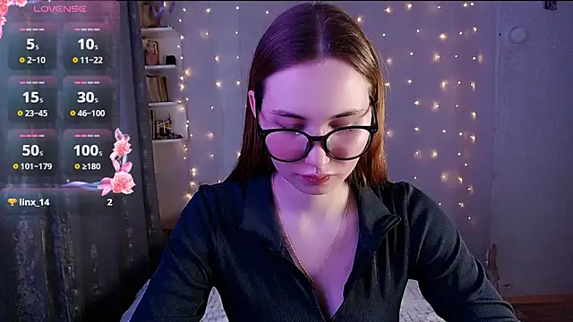 Miya Mark online show from 03.04.25