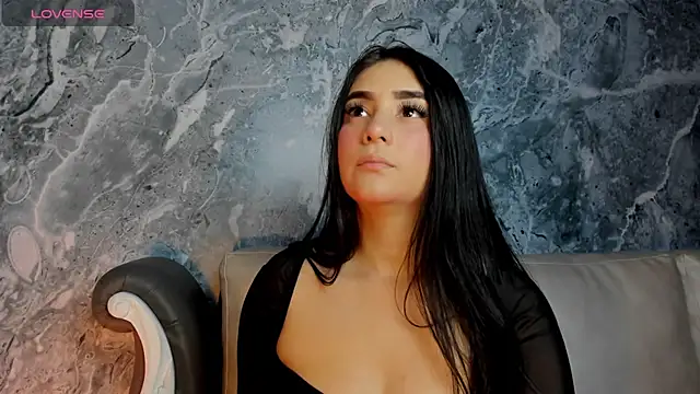 Snapshot of Belliinda_21 chatting on 04.23.26 Belliinda 21 online show from 04.23.26