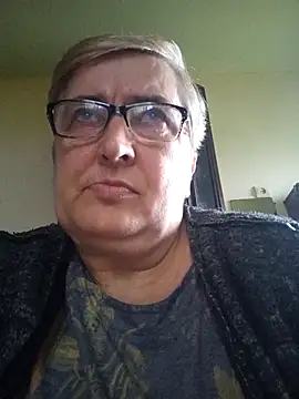 Snapshot of Sonya5156 chatting on 03.13.25 Sonya5156 online show from 03.13.25