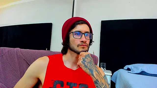 Loggan donnelly online show from 02.16.25