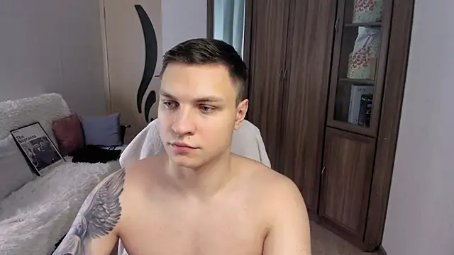 handsome guy01 online show from 09.21.25