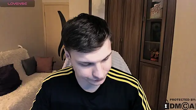 handsome guy01 online show from 11.10.25