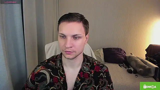 Snapshot of handsome_guy01 chatting on 07.12.26 handsome guy01 online show from 07.12.26