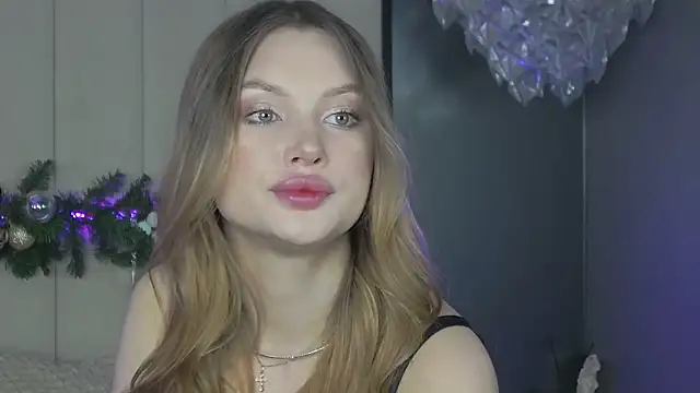 ViolaFlirt online show from 12.29.24