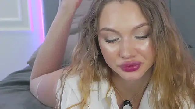 ViolaFlirt online show from 02.06.25