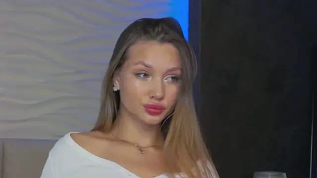 ViolaFlirt online show from 03.14.25