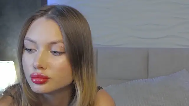 ViolaFlirt online show from 03.22.25