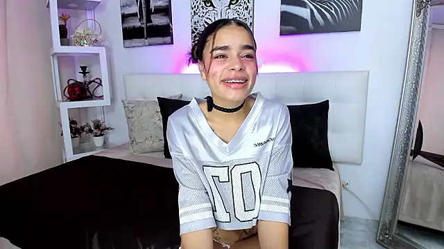 lissbrown online show from 02.15.26