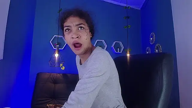 Snapshot of Aurora_ath chatting on 02.01.26 Aurora ath online show from 02.01.26