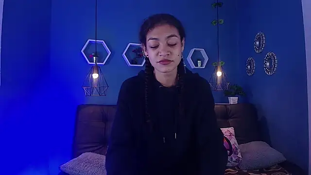 Snapshot of Aurora_ath chatting on 02.13.26 Aurora ath online show from 02.13.26