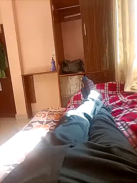 Snapshot of RRahullove69 chatting on 10.29.25 RRahullove69 online show from 10.29.25