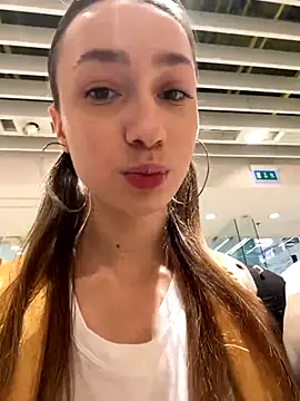 Snapshot of Lia__Love chatting on 12.03.24 Lia Love online show from 12.03.24