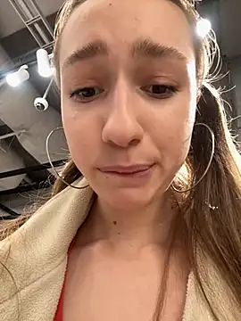 Snapshot of Lia__Love chatting on 12.23.24 Lia Love online show from 12.23.24