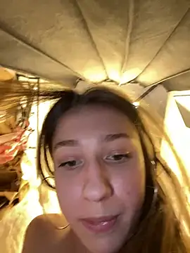 Snapshot of Lia__Love chatting on 01.10.25 Lia Love online show from 01.10.25