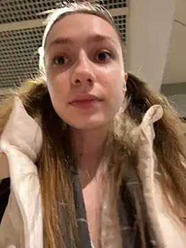Snapshot of Lia__Love chatting on 02.05.25 Lia Love online show from 02.05.25