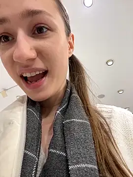 Snapshot of Lia__Love chatting on 02.17.25 Lia Love online show from 02.17.25