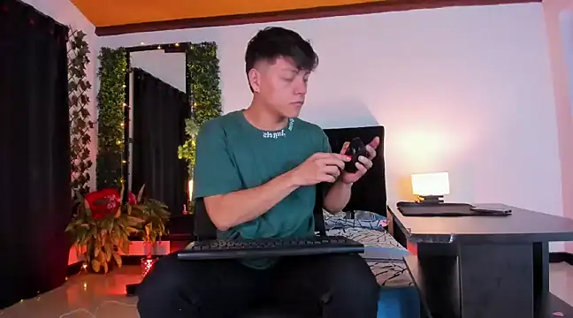 Valentino  X online show from 02.18.25