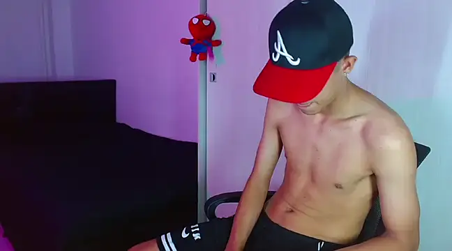 Snapshot of LiamGadiell chatting on 02.12.25 LiamGadiell online show from 02.12.25