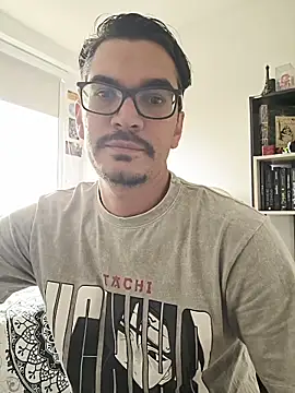 Cam Sorrento online show from 04.16.26