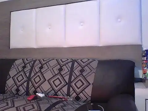 Snapshot of oiram27 chatting on 11.24.25 oiram27 online show from 11.24.25