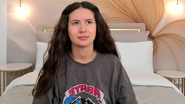 milaleoneli online show from 09.11.25