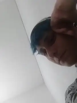 Luci foxx online show from 10.01.25