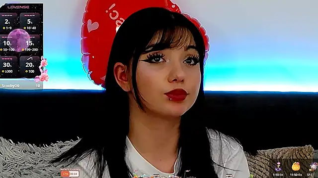 Snapshot of AveryWillow chatting on 02.23.25 AveryWillow online show from 02.23.25