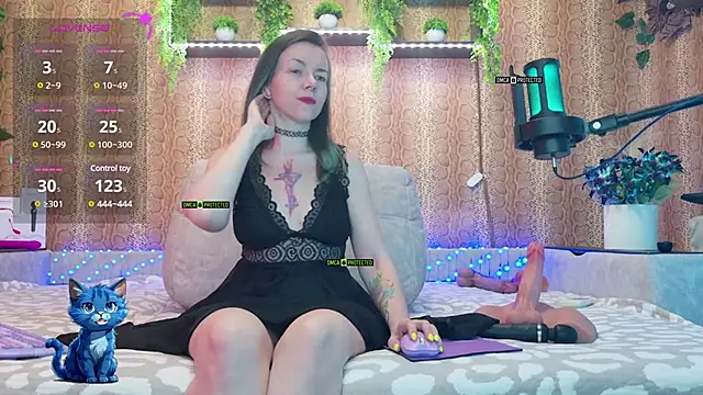 Snapshot of JoyBlow_ chatting on 02.25.25 JoyBlow online show from 02.25.25