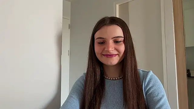 Snapshot of cherryelin chatting on 12.03.24 cherryelin online show from 12.03.24