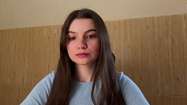 Snapshot of cherryelin chatting on 01.29.25 cherryelin online show from 01.29.25