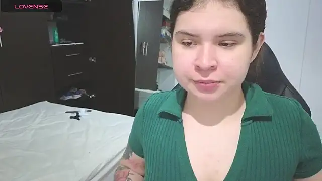 Snapshot of mandy_renzon1_ chatting on 10.14.25 mandy renzon1 online show from 10.14.25