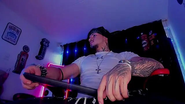 the beast master  online show from 11.21.25