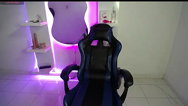 Snapshot of AMBER_LOVE22 chatting on 09.12.25 AMBER LOVE22 online show from 09.12.25