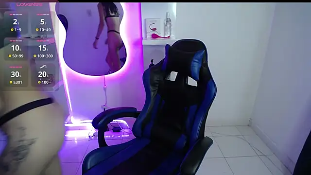 Snapshot of AMBER_LOVE22 chatting on 09.13.25 AMBER LOVE22 online show from 09.13.25