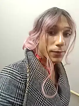 Snapshot of CloudedThot chatting on 02.07.25 CloudedThot online show from 02.07.25