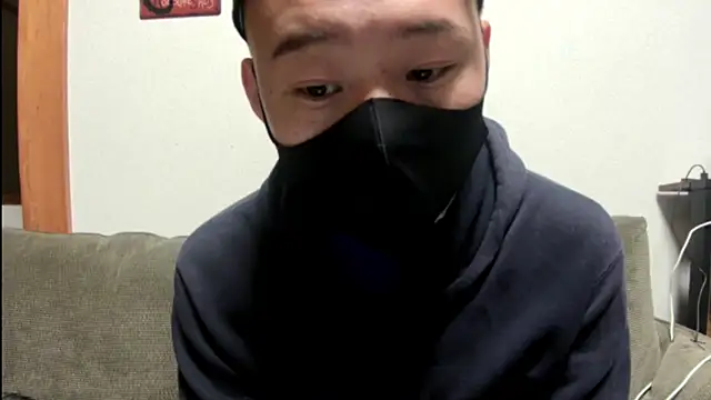 Snapshot of tuki_fu chatting on 12.14.24 tuki fu online show from 12.14.24